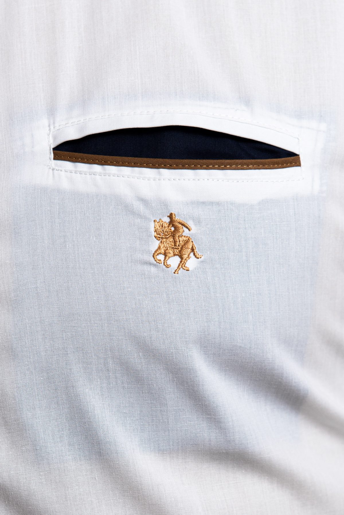 Camisa para hombre - Color Blanco con Codo Camel