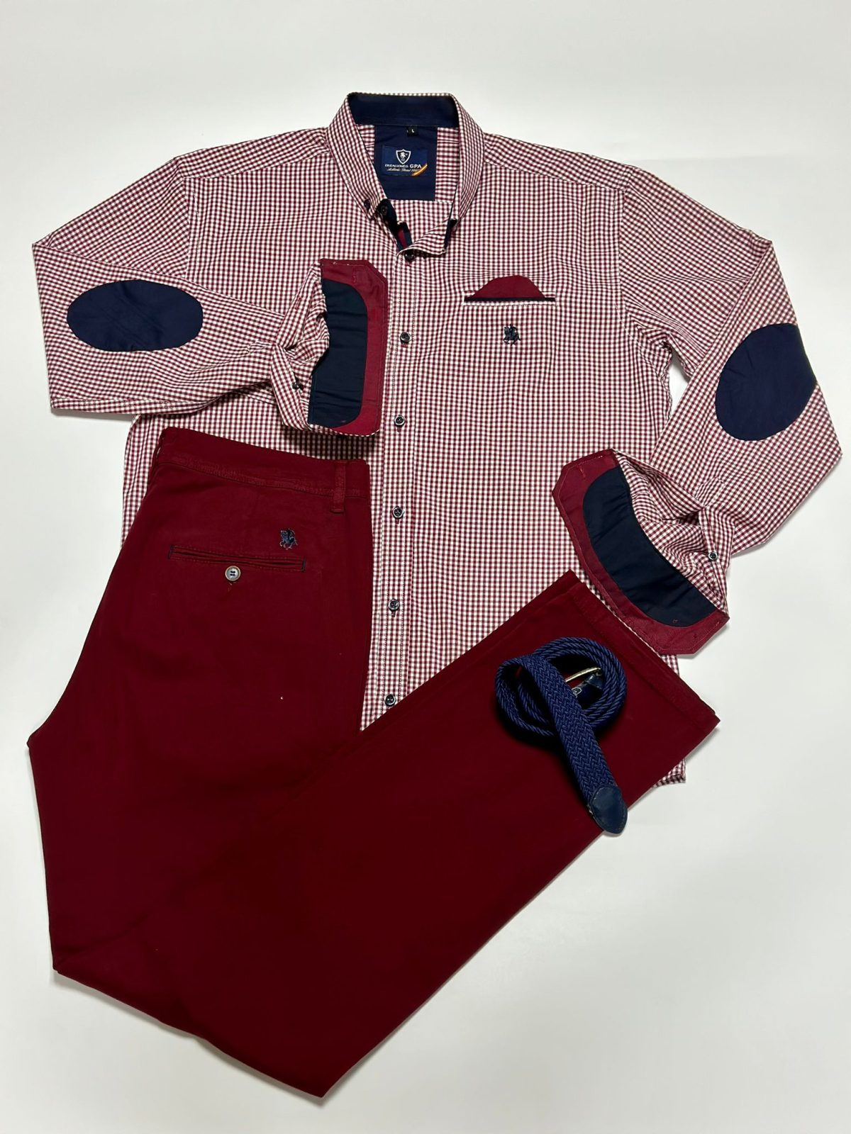 Camisa Vichy Granate con pantalón chino Granate