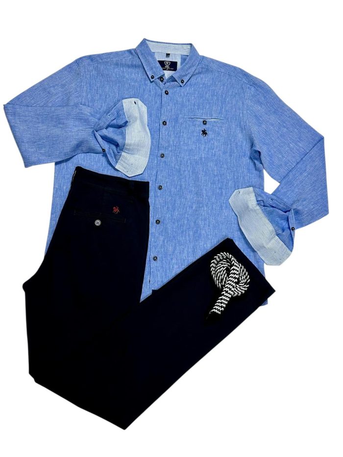 Camisa lino, vaquero, pantalón azul marino