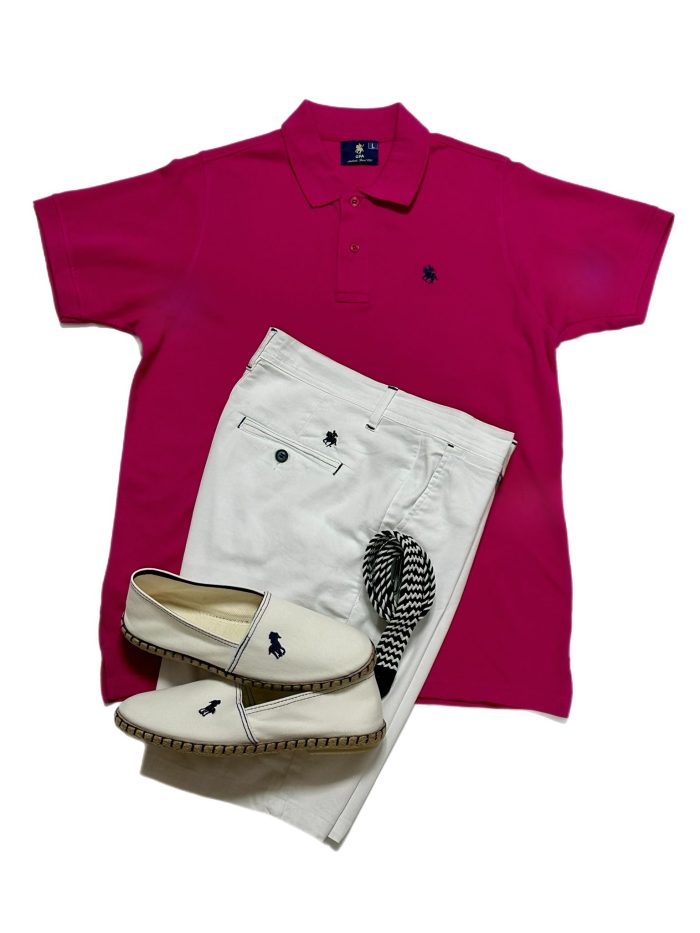 Polo fucsia, Bermuda blanca Esparteña blanca